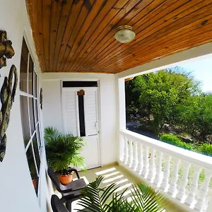 Mini-hôtel Native Brisas Del Sur, Fresh Water Bay
